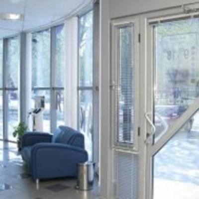 Современные металлопластиковые окна  и двери